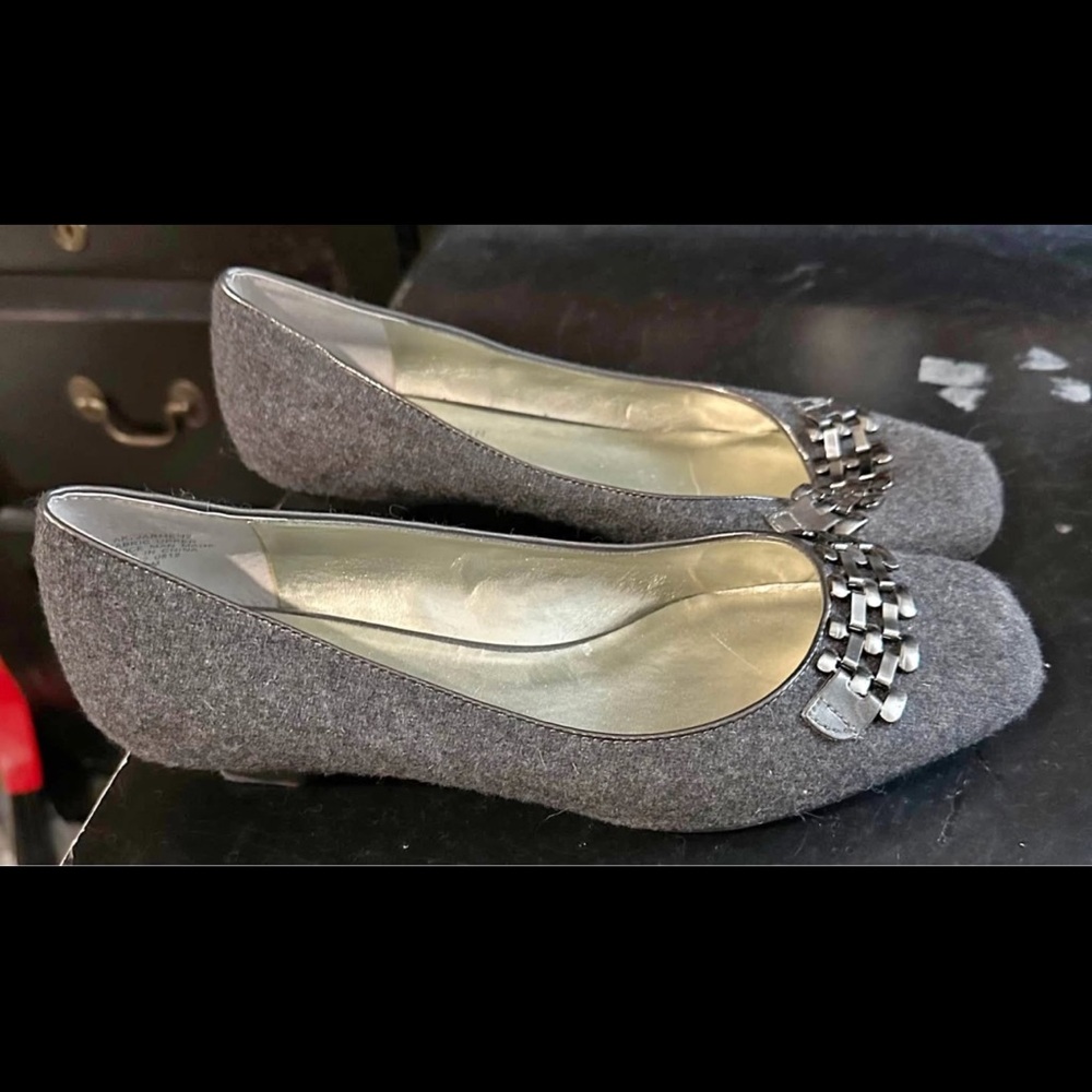 Anne Klein Gray Women's Flats with Silver Accent